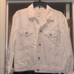 White AEO Jean Jacket